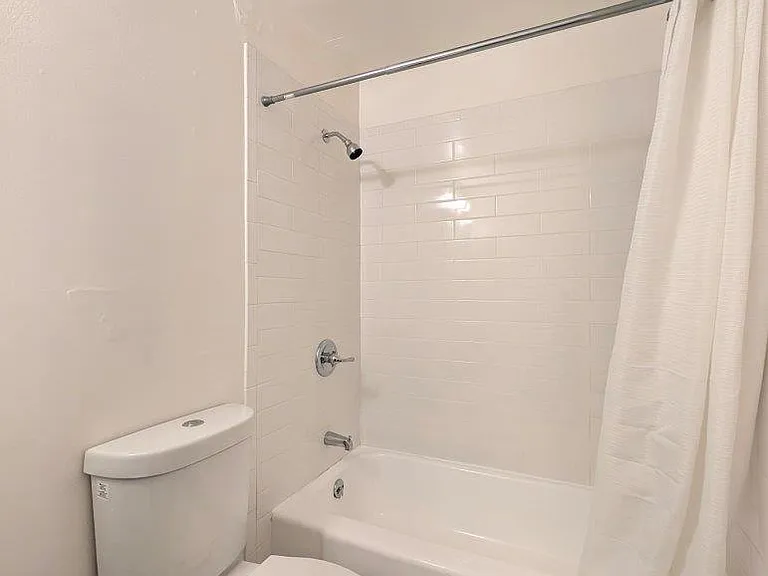 1925 Delaware St #1C — Photo 24