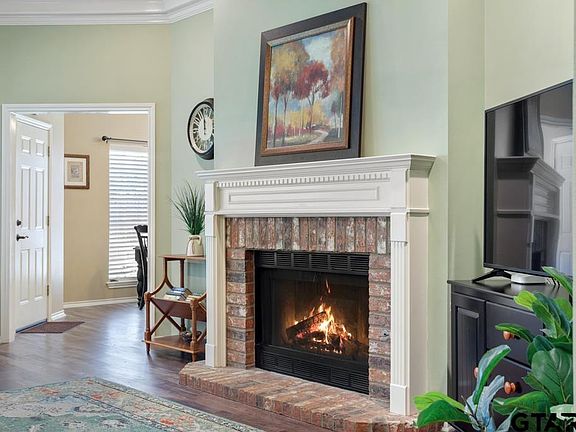 4th image of 5622 Oleander Dr