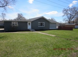 585 Melrose Ave, Aurora, IL 60505