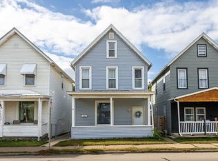 1305 Rhomberg Ave, Dubuque, IA 52001