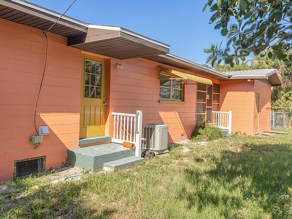 4th image of 114 Lagoon Ave