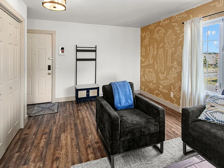 3 Martha Rd #C — Photo 3