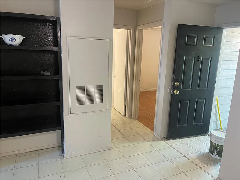 1902 W Loop #A-1 — Photo 15