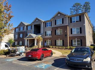 11202 Fairington Ridge Cir, Lithonia, GA 30038