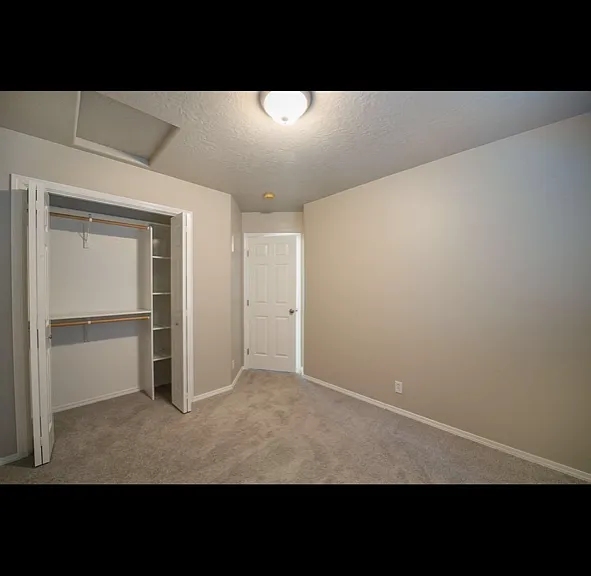 13646 W Meadowdale Dr — Photo 11