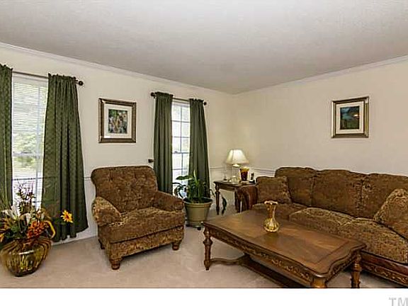 4th image of 2623 E Shoreham St