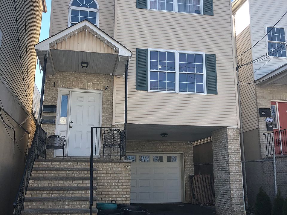 1st image of 104 Livingston St
