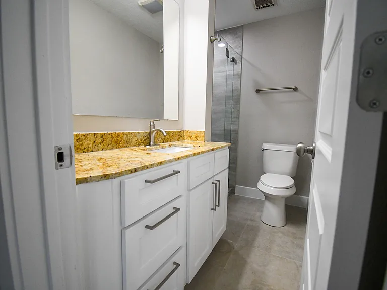 3430 Princeton Dr — Photo 7