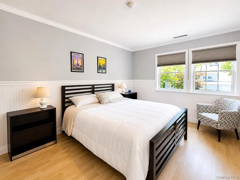 802 Sara Cir — Photo 12
