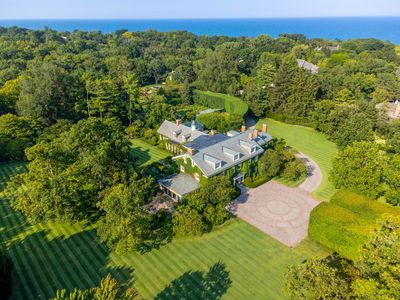 930 E Rosemary Rd, Lake Forest, IL, 60045