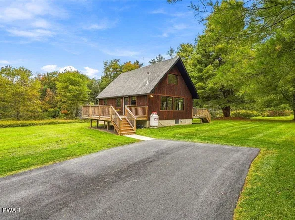225 Raymondskill Rd, Milford, PA 18337