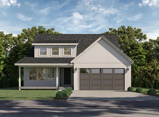17 Village Dr, Topsham, ME 04086