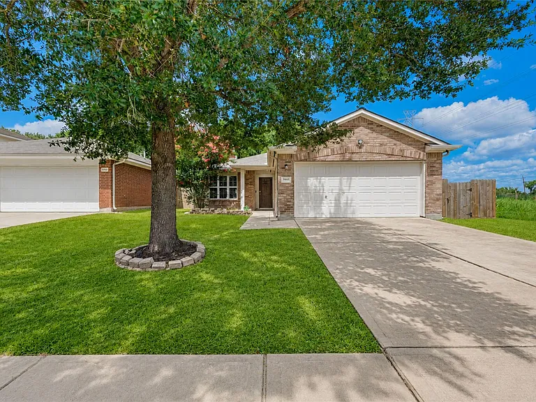 9642 Sugarblossom Ln — Photo 1