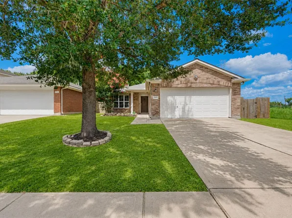 9642 Sugarblossom Ln, Sugar Land, TX 77498