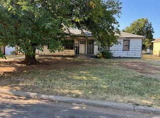 1000 E Fitter Ave, Altus, OK 73521
