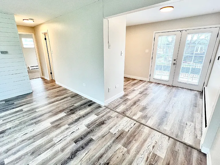 Oak North Apartments — Photo 21
