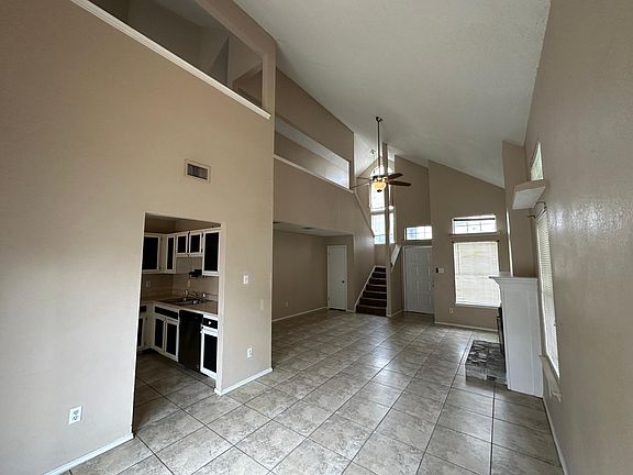 3rd image of 8425 Tallahassee Ln
