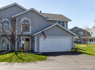 2811 Riverwood Ln NW, Rochester, MN 55901