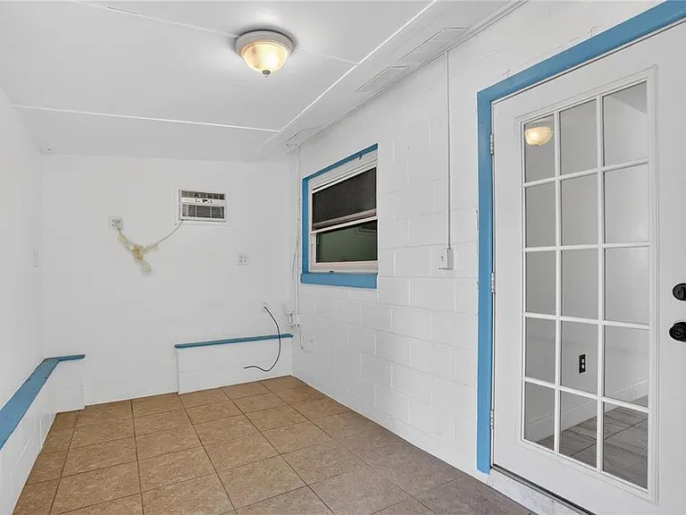 8071 Rhea Cir #B — Photo 20