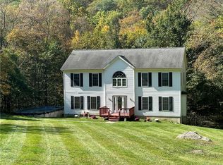 209 Bell Hollow Rd, Putnam Valley, NY 10579