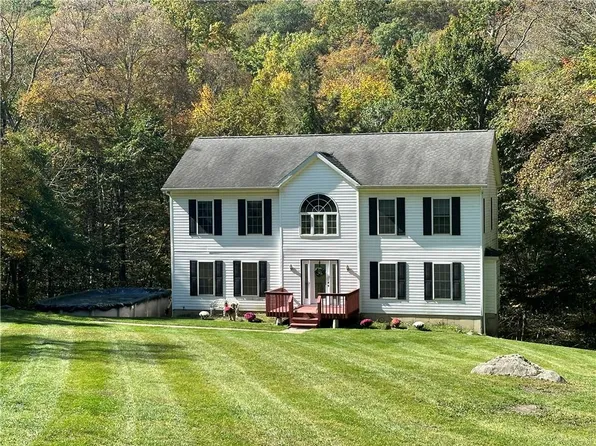 209 Bell Hollow Road, Putnam Valley, NY 10579