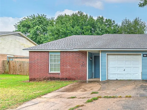 1389 N Boxley Ave, Fayetteville, AR 72704