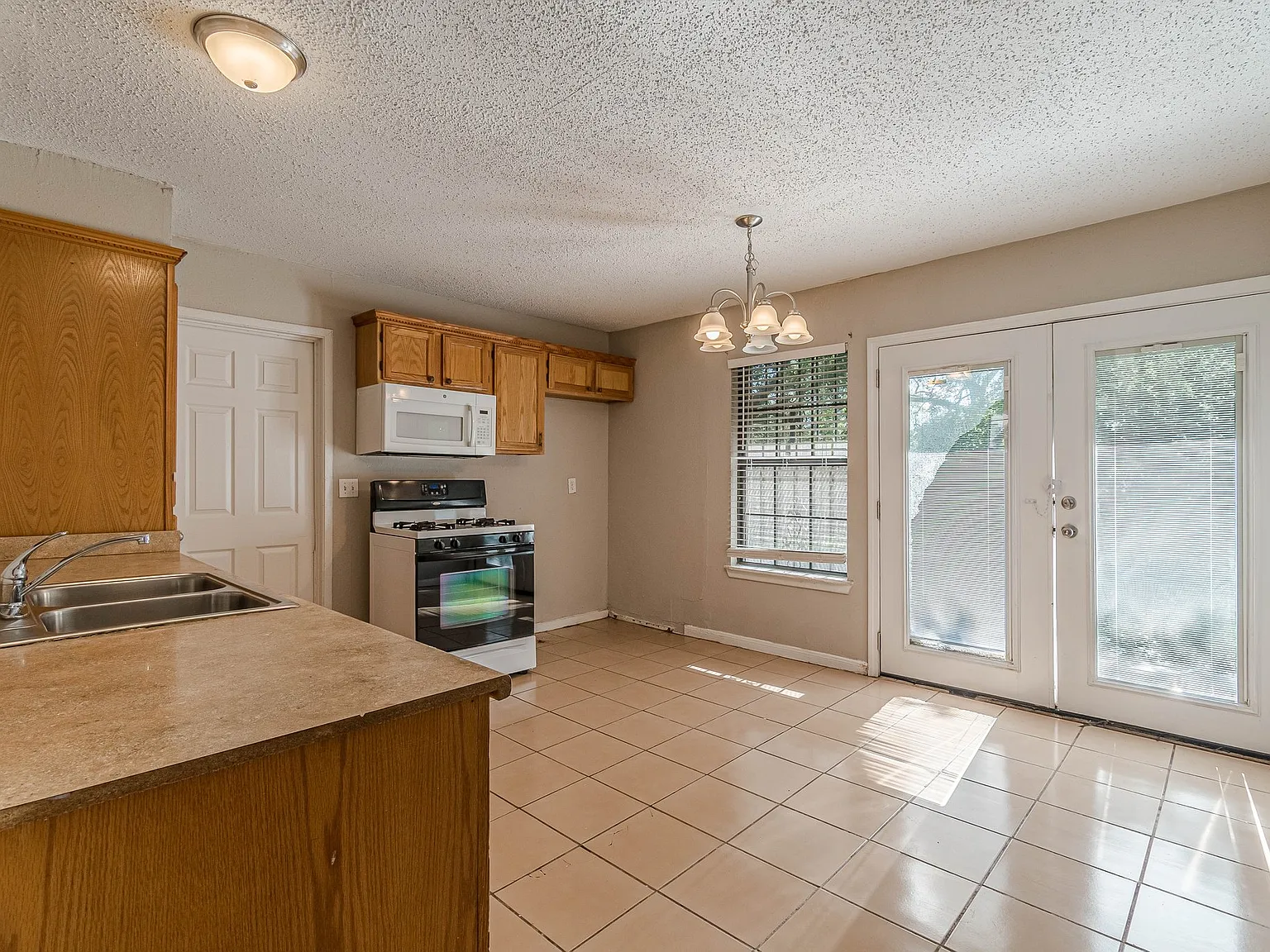 8414 Standing Rock Street - 1 — Photo 4