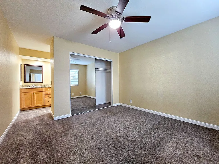 Citrus Court Apartments — Photo 84