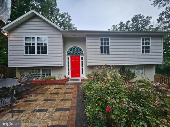 112 Eagle Trl, Winchester, VA 22602