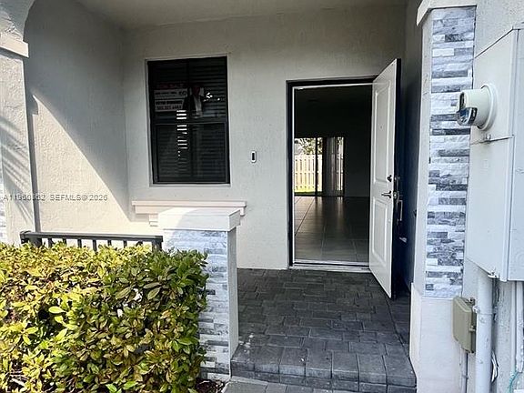 2nd image of 13389 SW 287th Ter