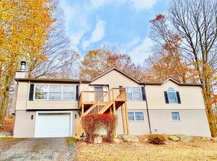 111 Lake In The Clouds Rd, Canadensis, PA 18325