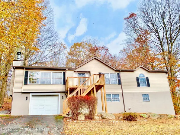 111 Lake In The Clouds Rd, Canadensis, PA 18325