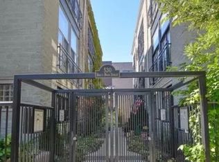 530 N Wood St APT B, Chicago, IL 60622