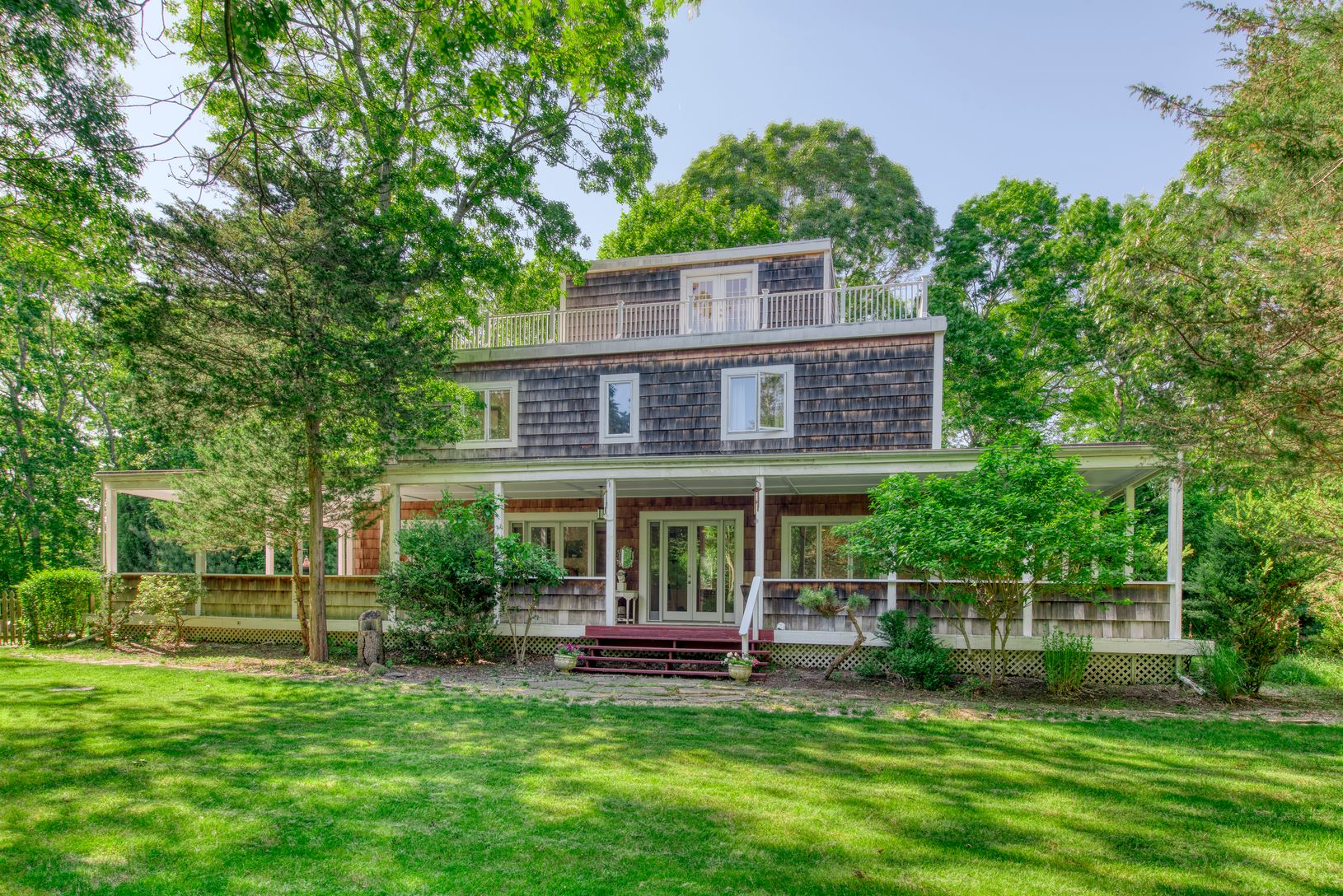  38 East Woods Path
