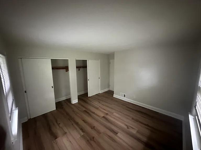 1016 Deerfield Rd #1A — Photo 5