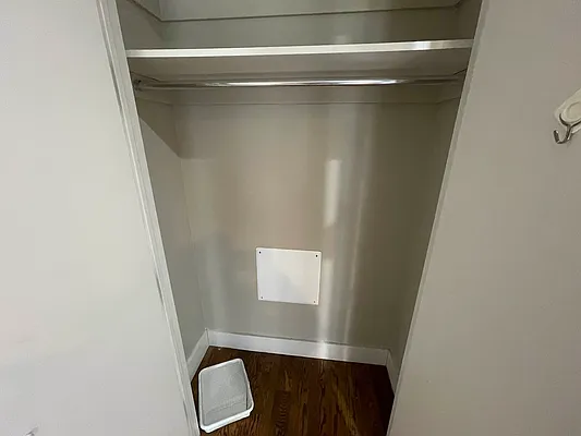 Rented by Tapiro Realty | media 10