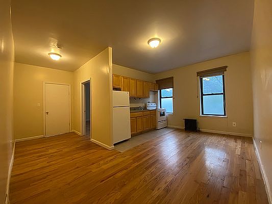 1st image of 37 Payson Ave #B1