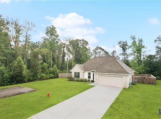 20700 Stone House Rd, Hammond, LA 70401