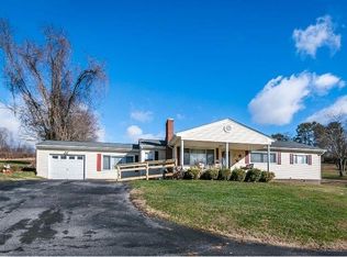 3992 Bloomingdale Rd, Kingsport, TN 37660