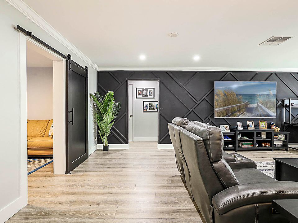 1st image of 2388 SW Congress Boulevard
