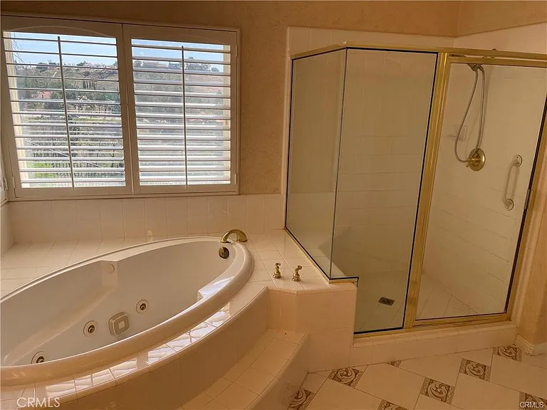 11736 Mariposa Bay Ln — Photo 8