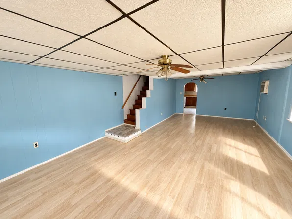 211 Gould St, Plymouth, PA 18651