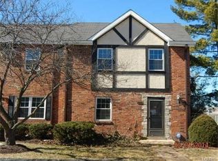 1069 Pinegate Dr, Saint Louis, MO