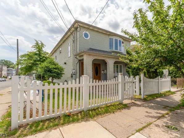 34 Erie St, Elizabeth City, NJ 07206