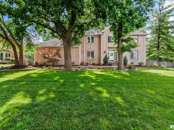 1301 Woods Farm Ln, Springfield, IL 62704