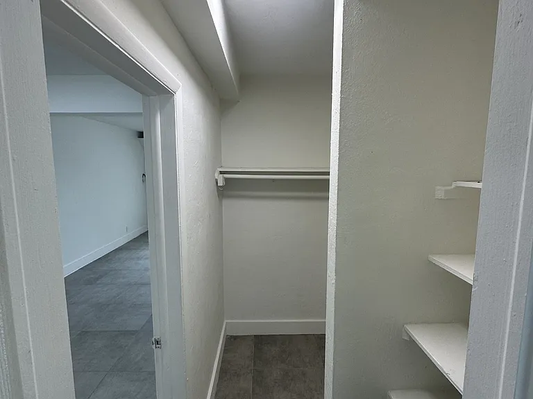 1225 Normandy Dr #8 — Photo 9