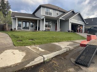 20157 Lora Ln, Bend, OR 97702