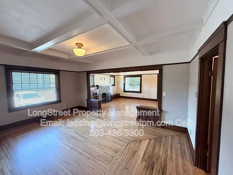 2320 State St — Photo 6