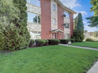 3301 Maple Ave APT 3N, Berwyn, IL 60402