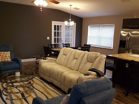 5th image of 9 Bentwater Cir